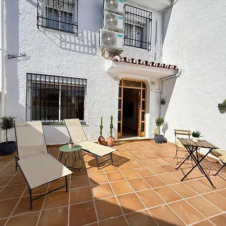White Boho Banus, By Sol Maestranza